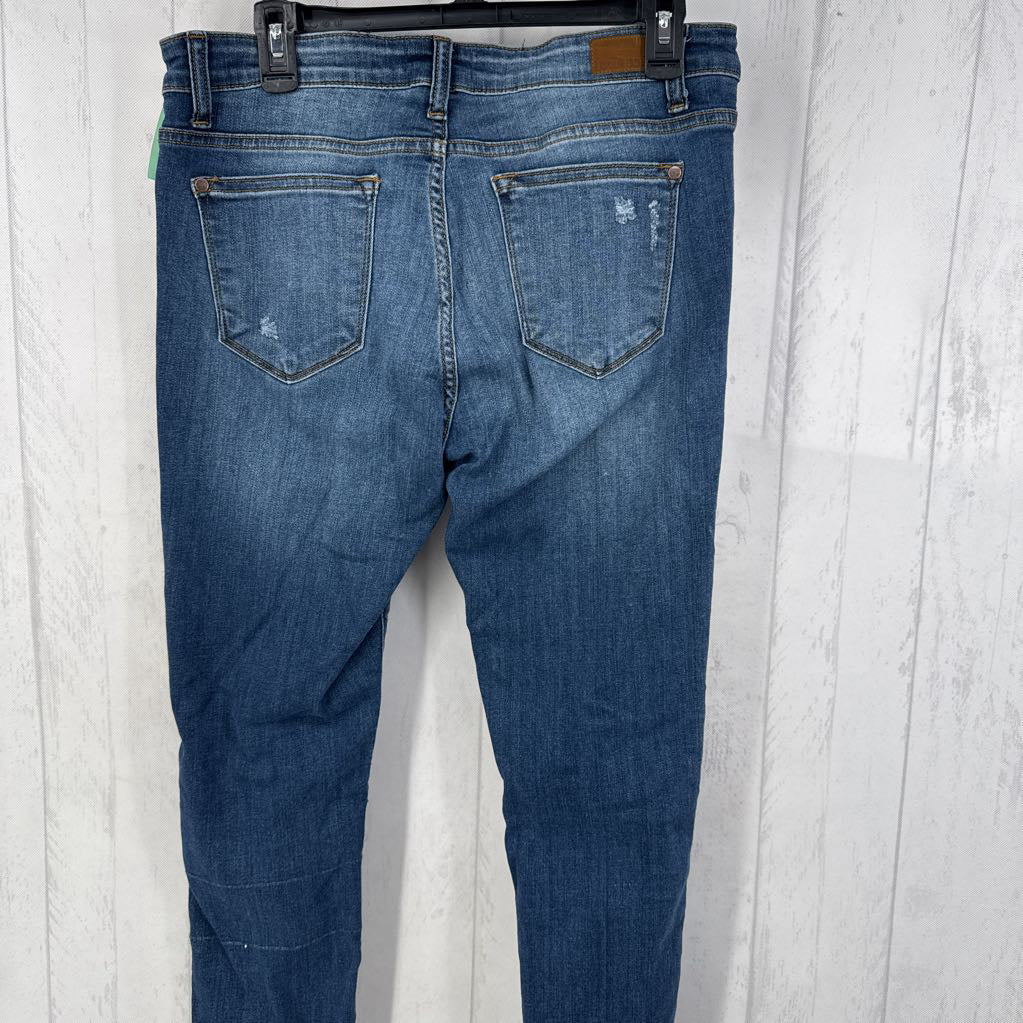 15 plaid patched skinny jean