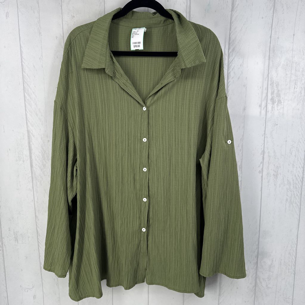 3XL textured button down l/s top