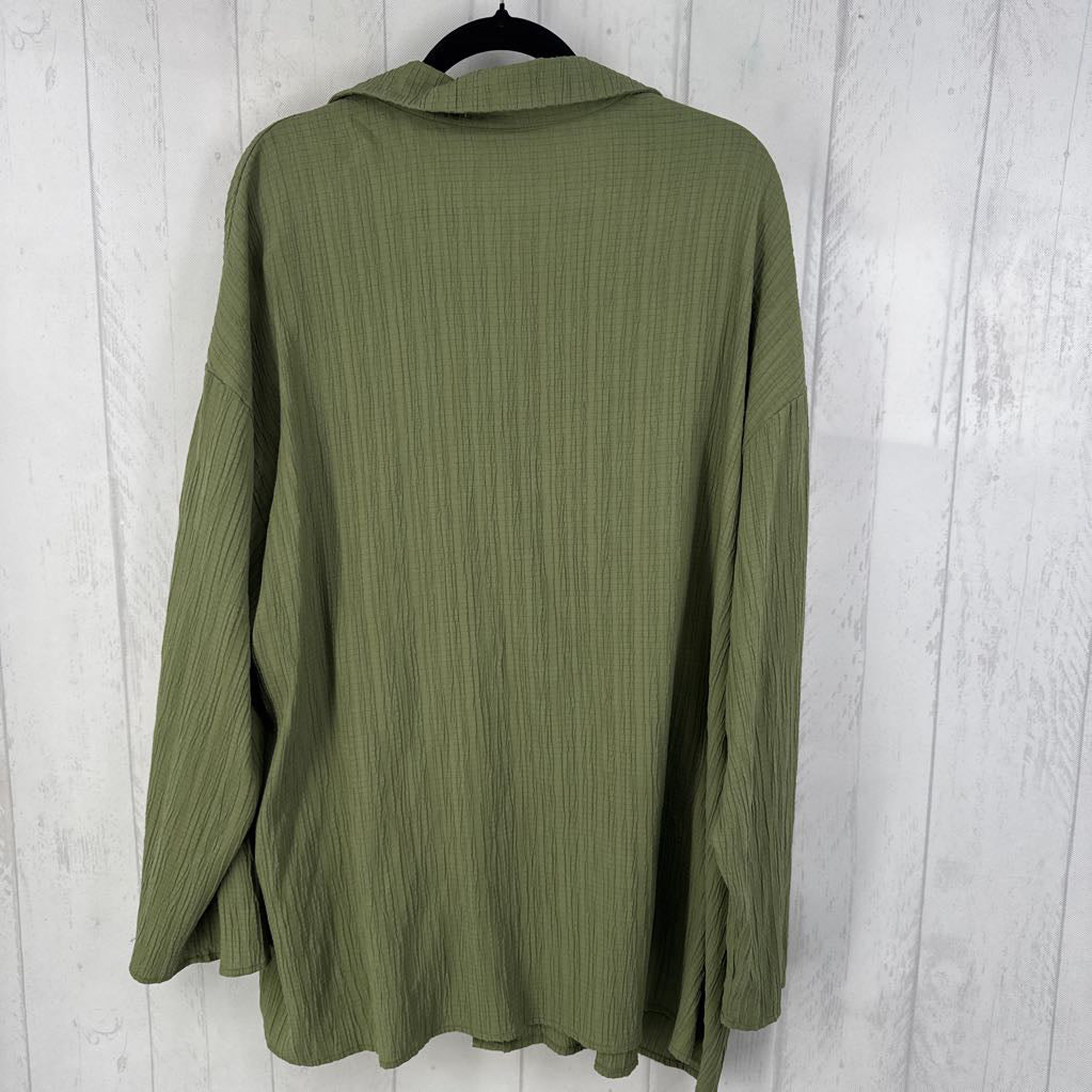 3XL textured button down l/s top