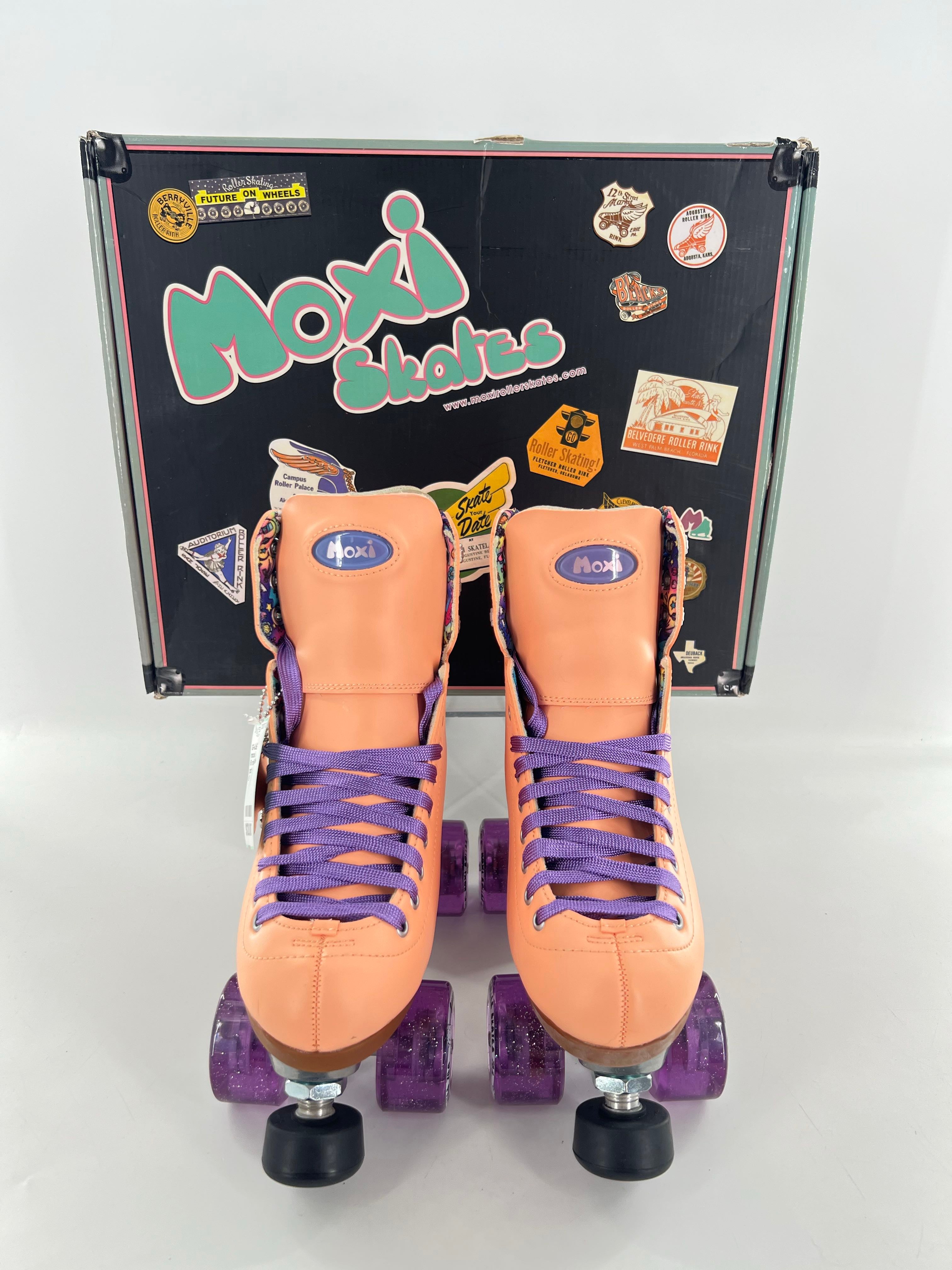 6 roller skates-peach