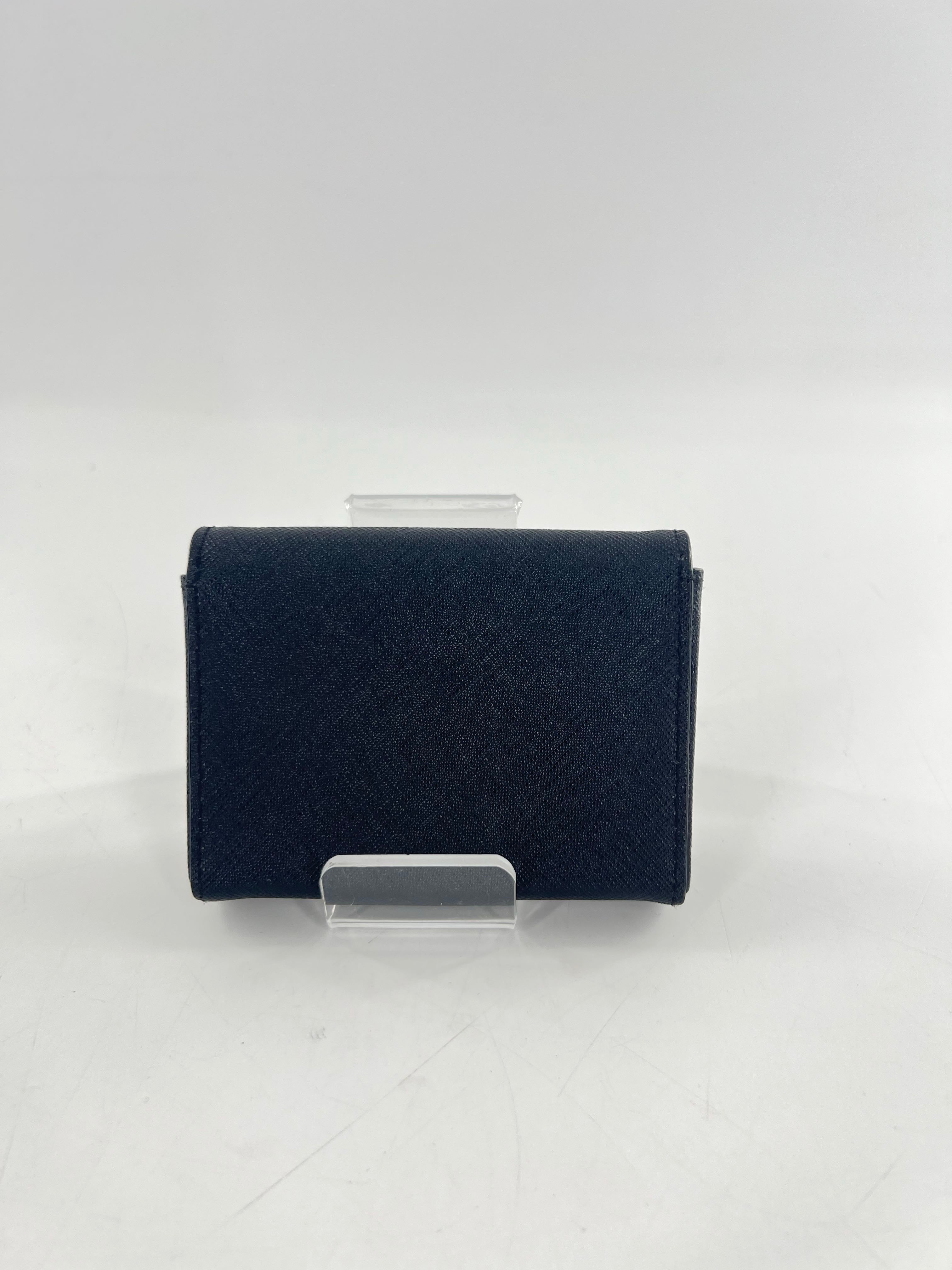 flap card holder