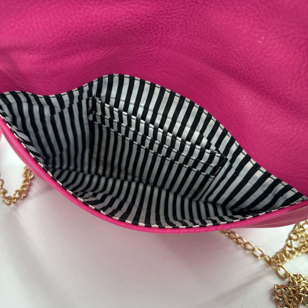 vegan leather crossbody/wristlet