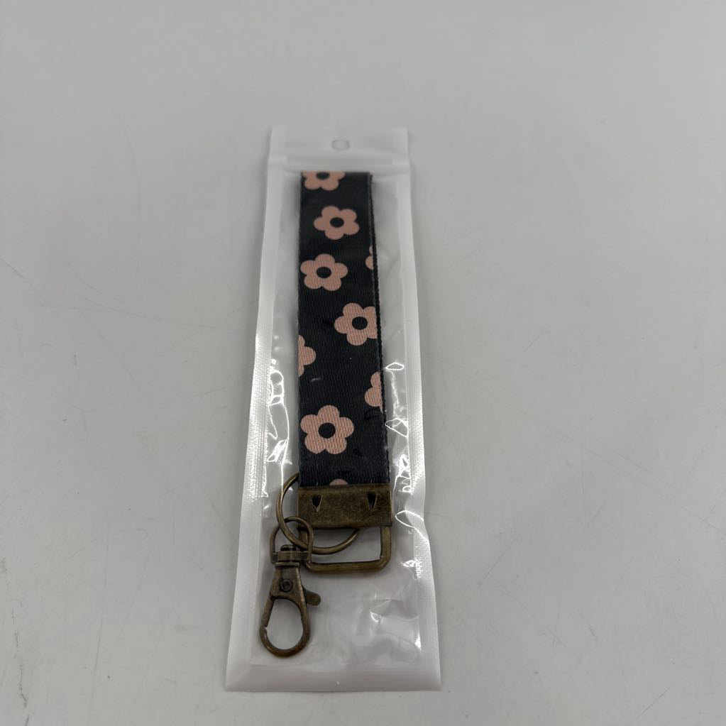 wristlet keychain lanyard-blk floral
