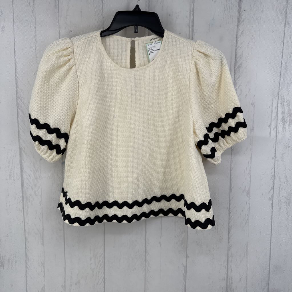 S tweed scallped detail s/s top