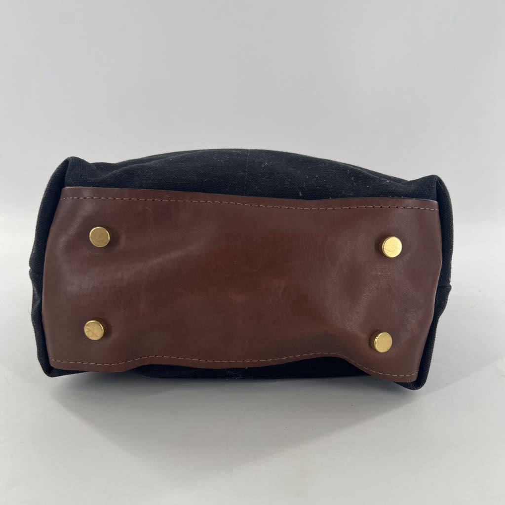 footed dual handle tote