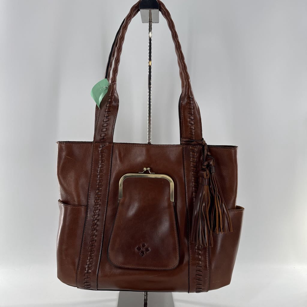 top zip front frame kiss lock pocket satchel