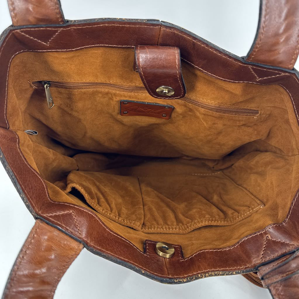 top zip front frame kiss lock pocket satchel
