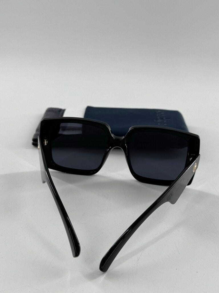 Le Specs square sunglasses w/ case