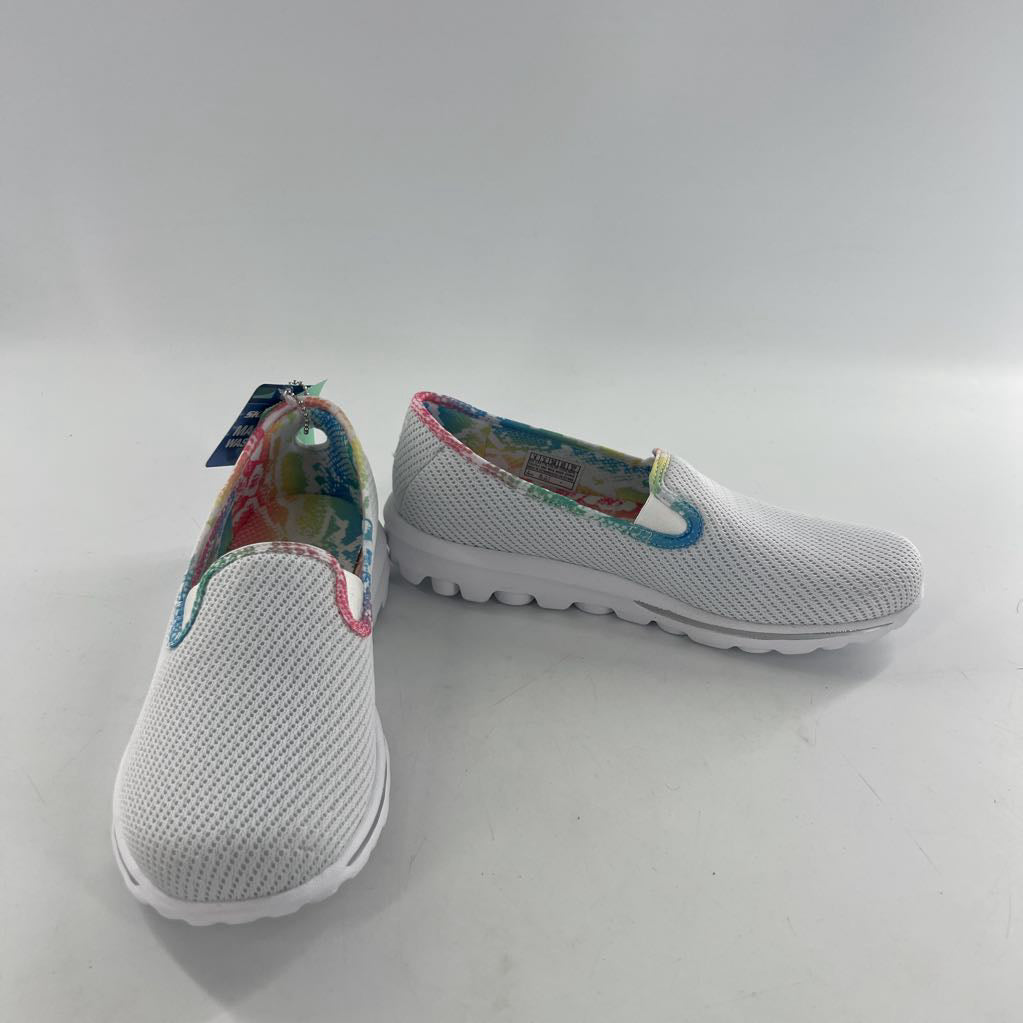 8 machine washable slip-ons