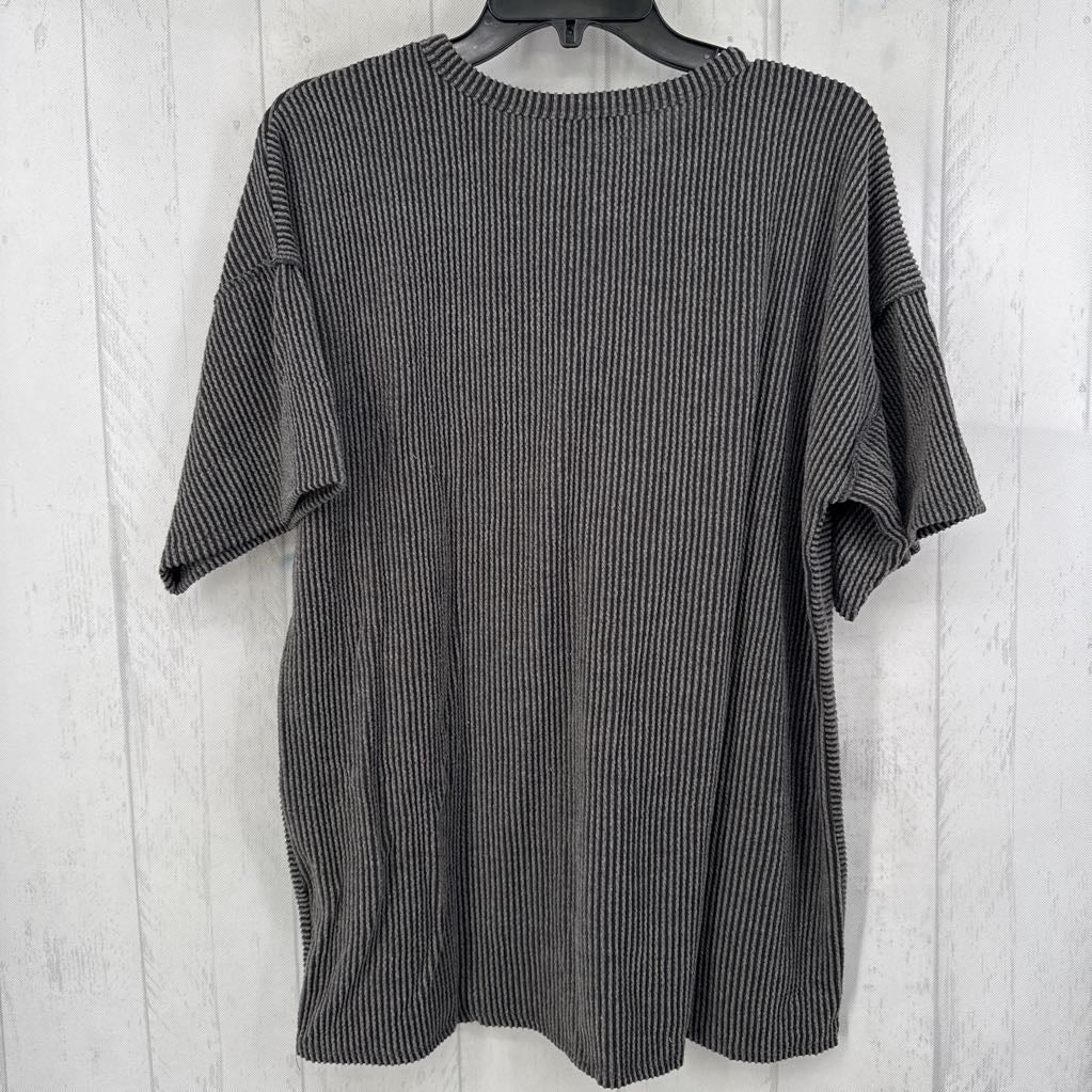 M 1/2 button down s/s top