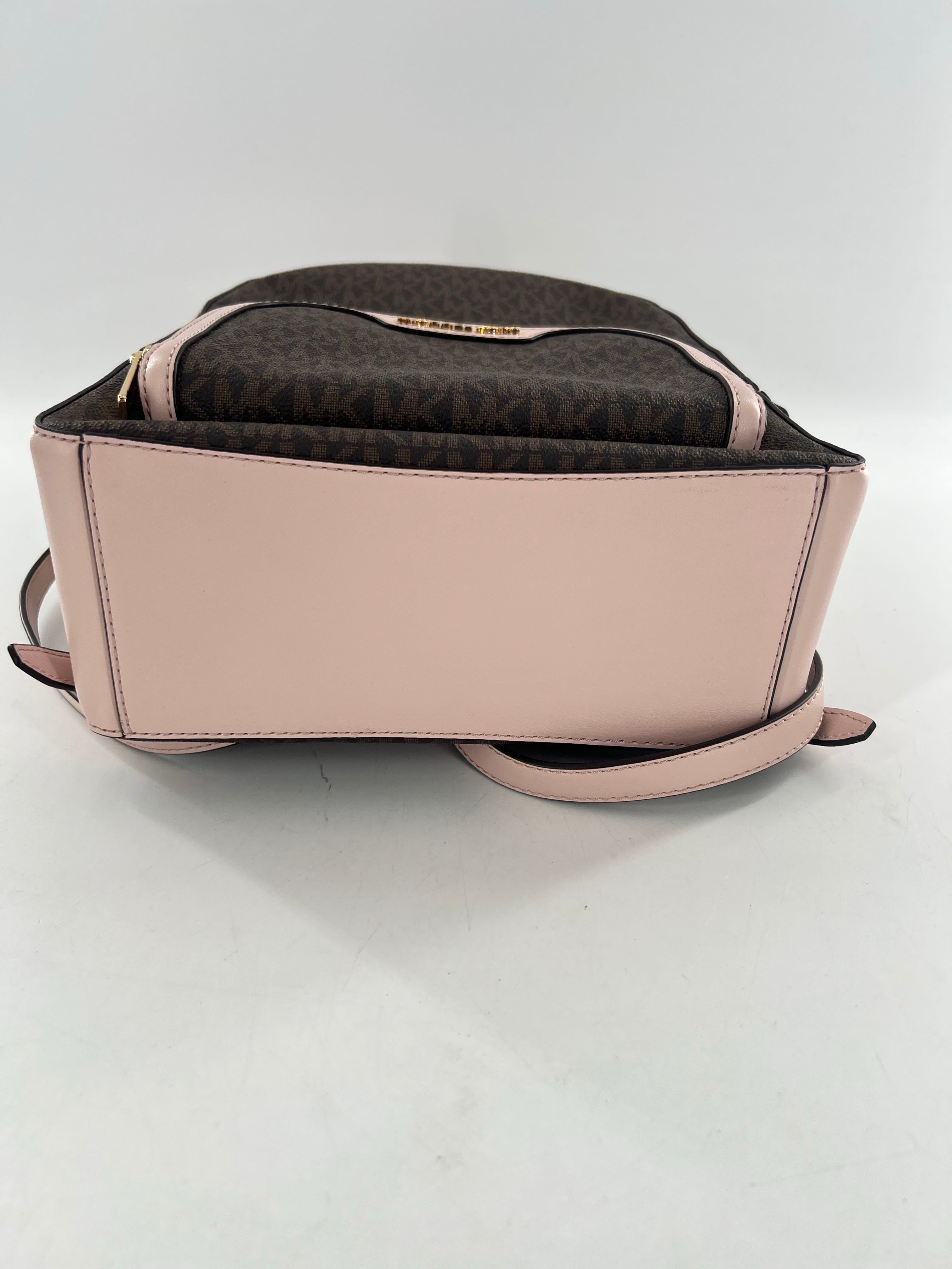 medium logo backpack
