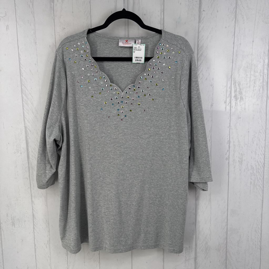 3X embelished scalloped neck 3/4 slv top