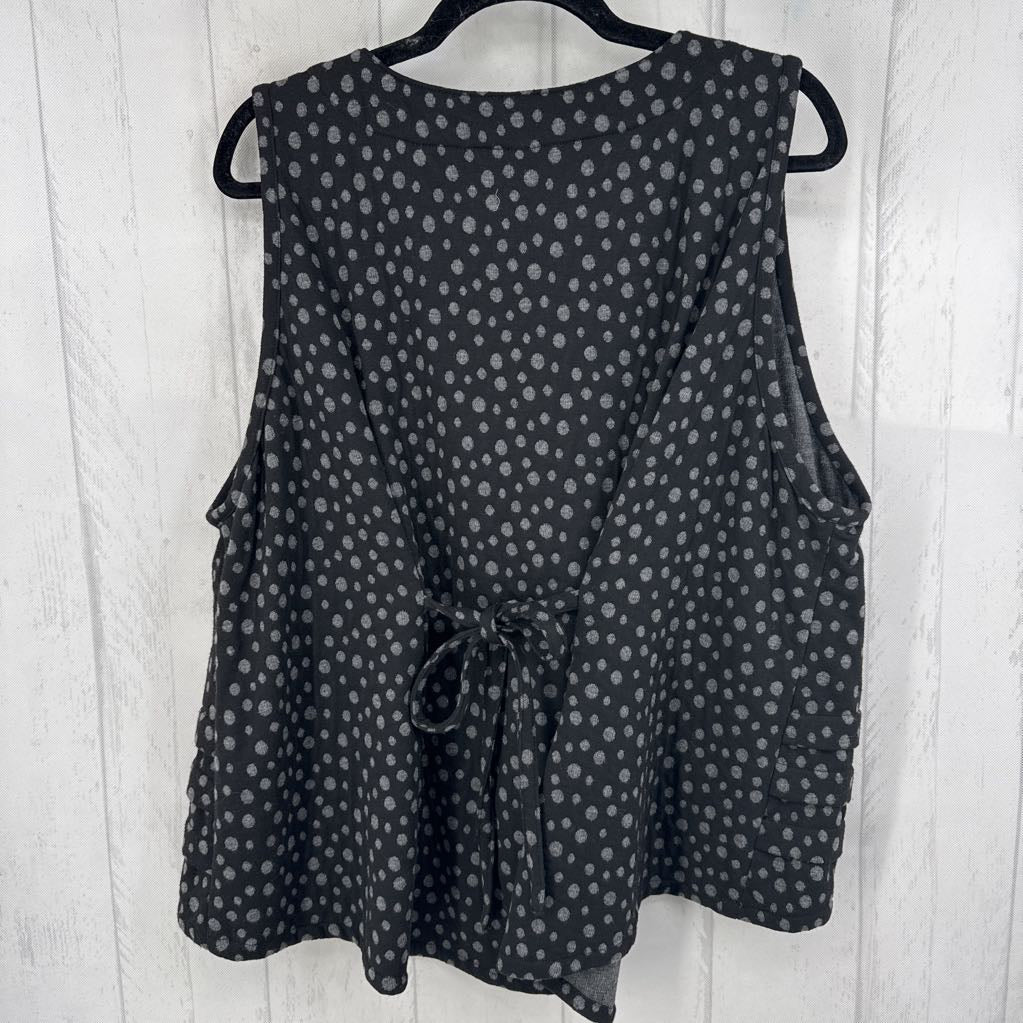 O/S polka dot vest