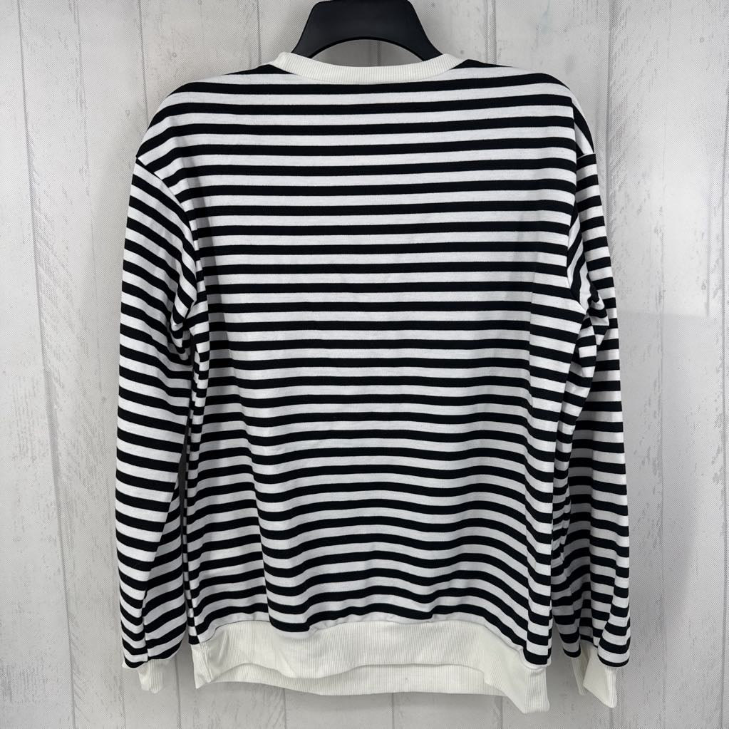 M striped w/ red heart sweatshirt