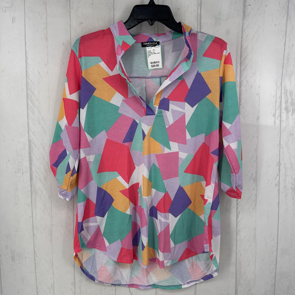 S printed split neck tab slv top