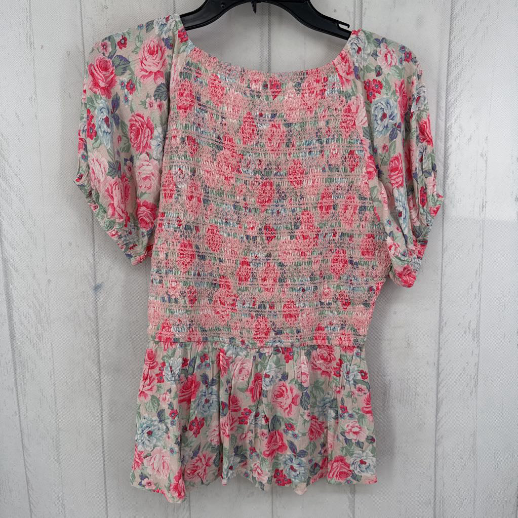 M smocked flo print s/s peplum top