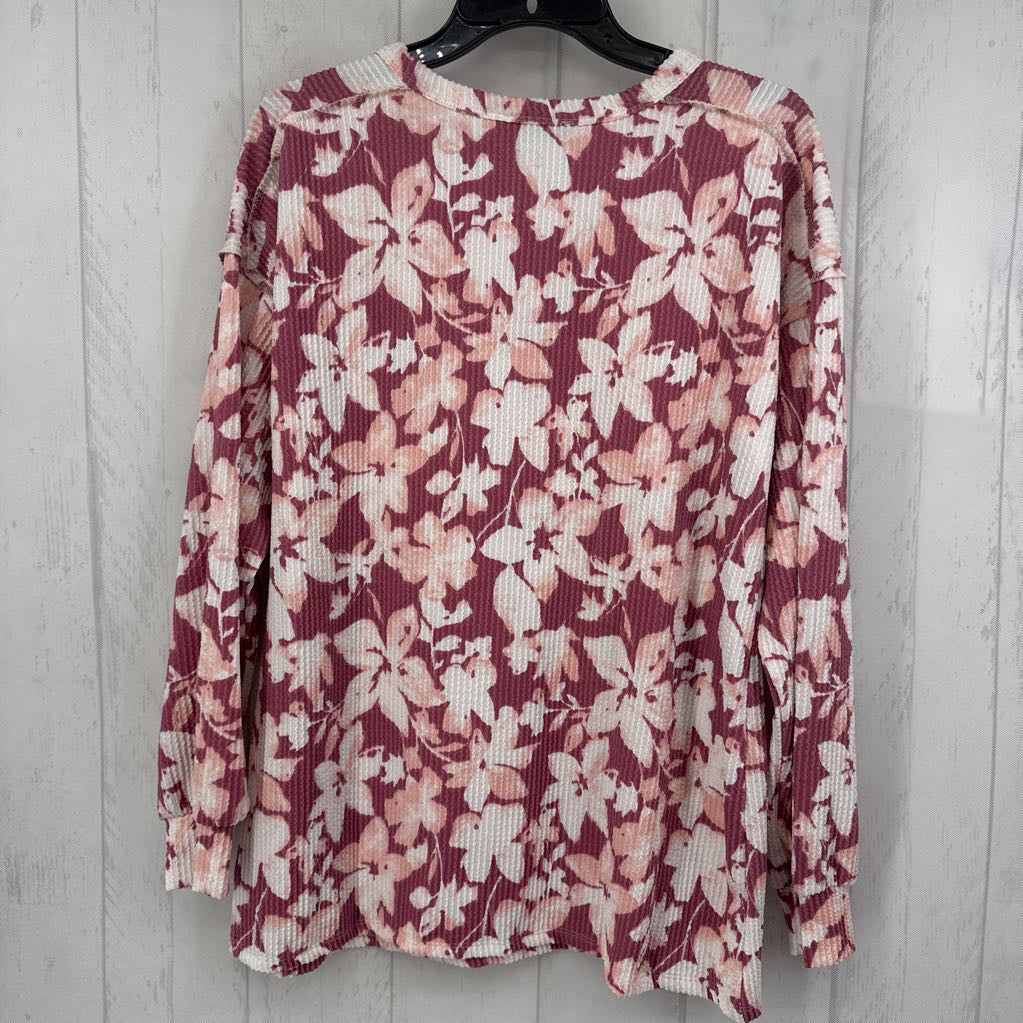 S textured flo print l/s top