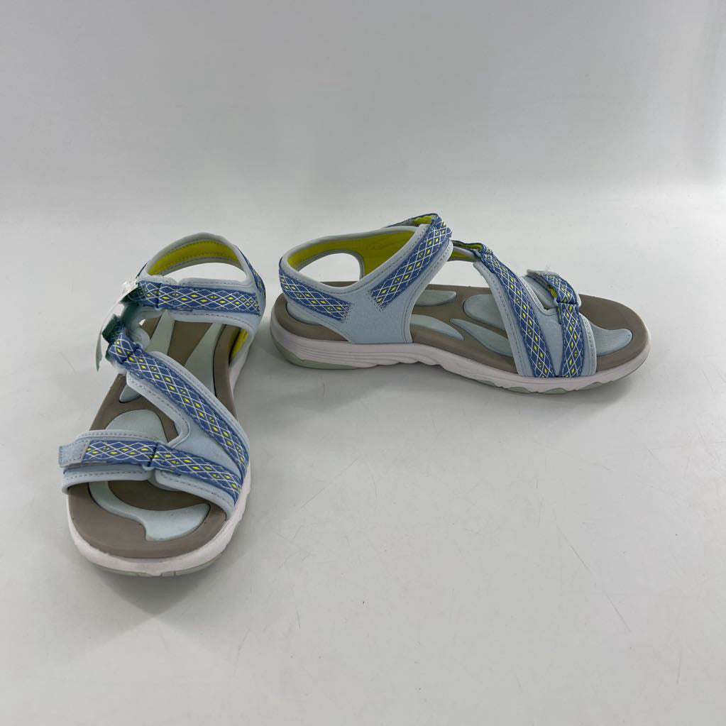8 waterproof sandal