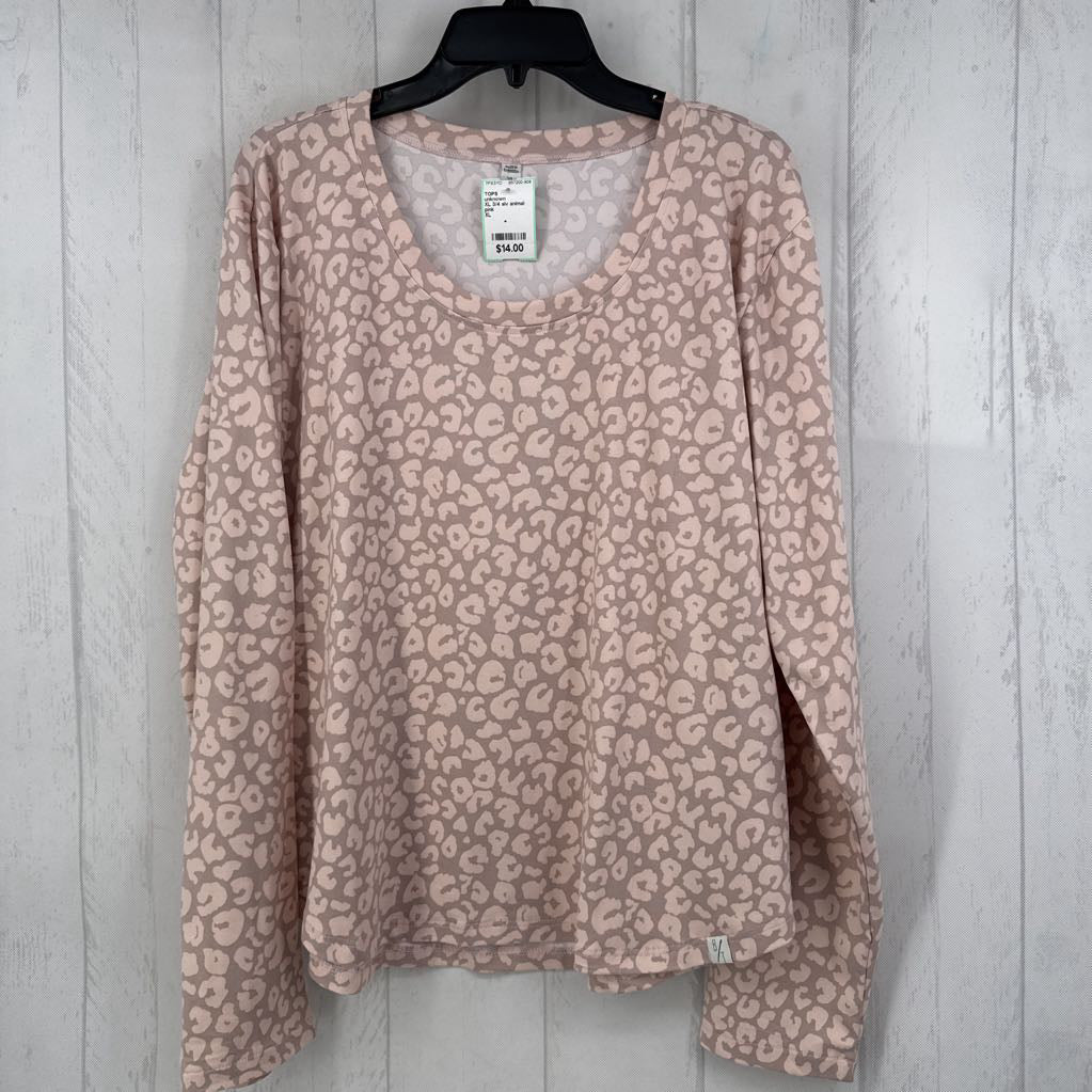 XL 3/4 slv animal print scoop neck top