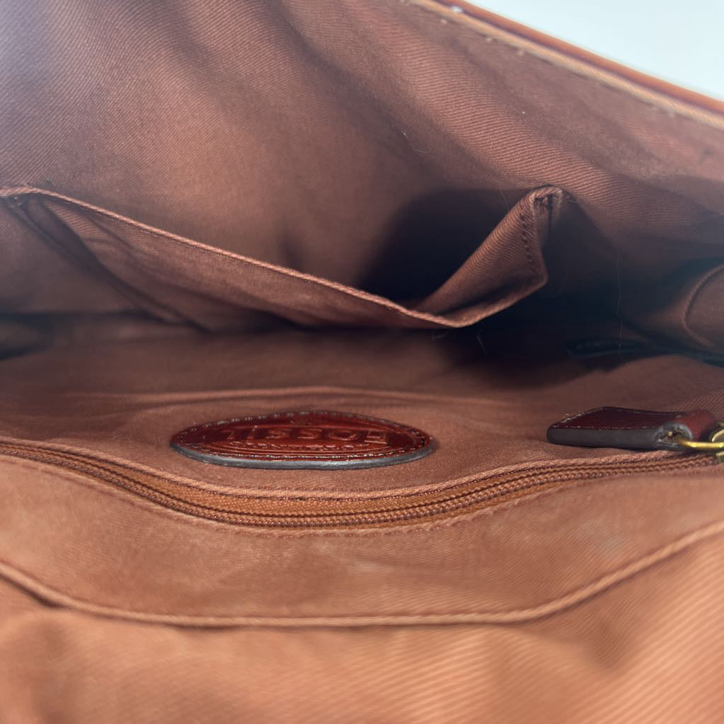 flap messenger crossbody