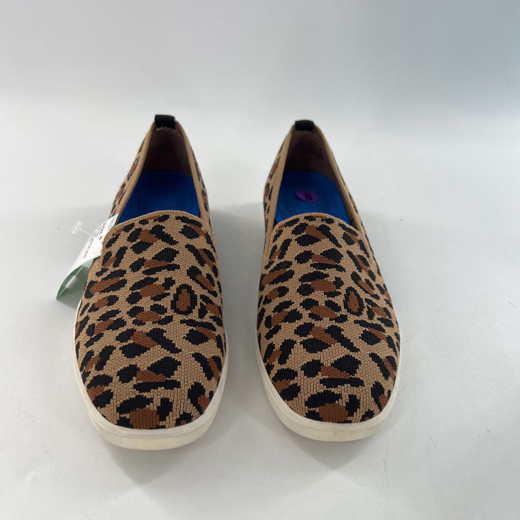 8 knit animal print slip-ons