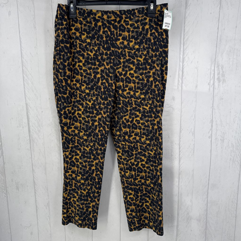 12 animal print pull-on pant