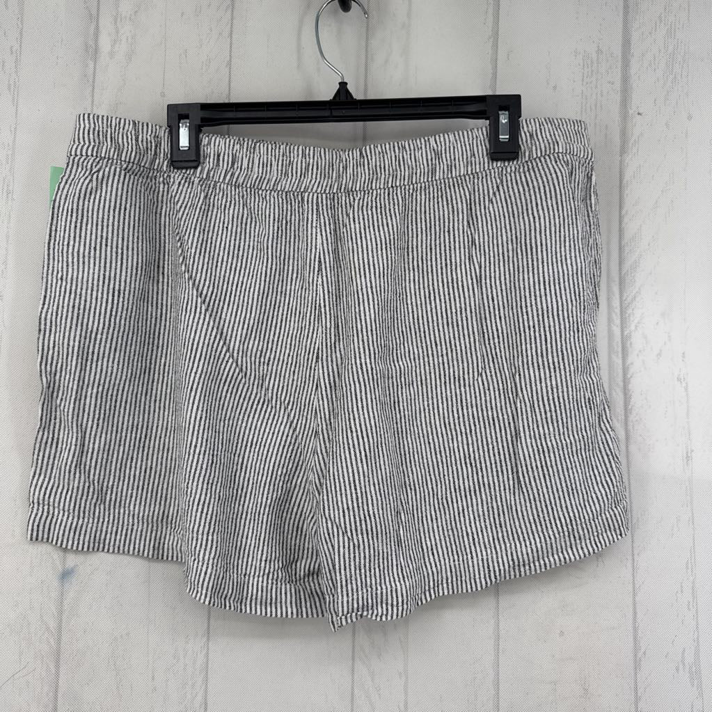 L linen pull-on striped shorts