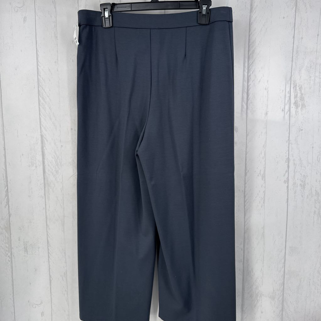 M pull on wide leg pants