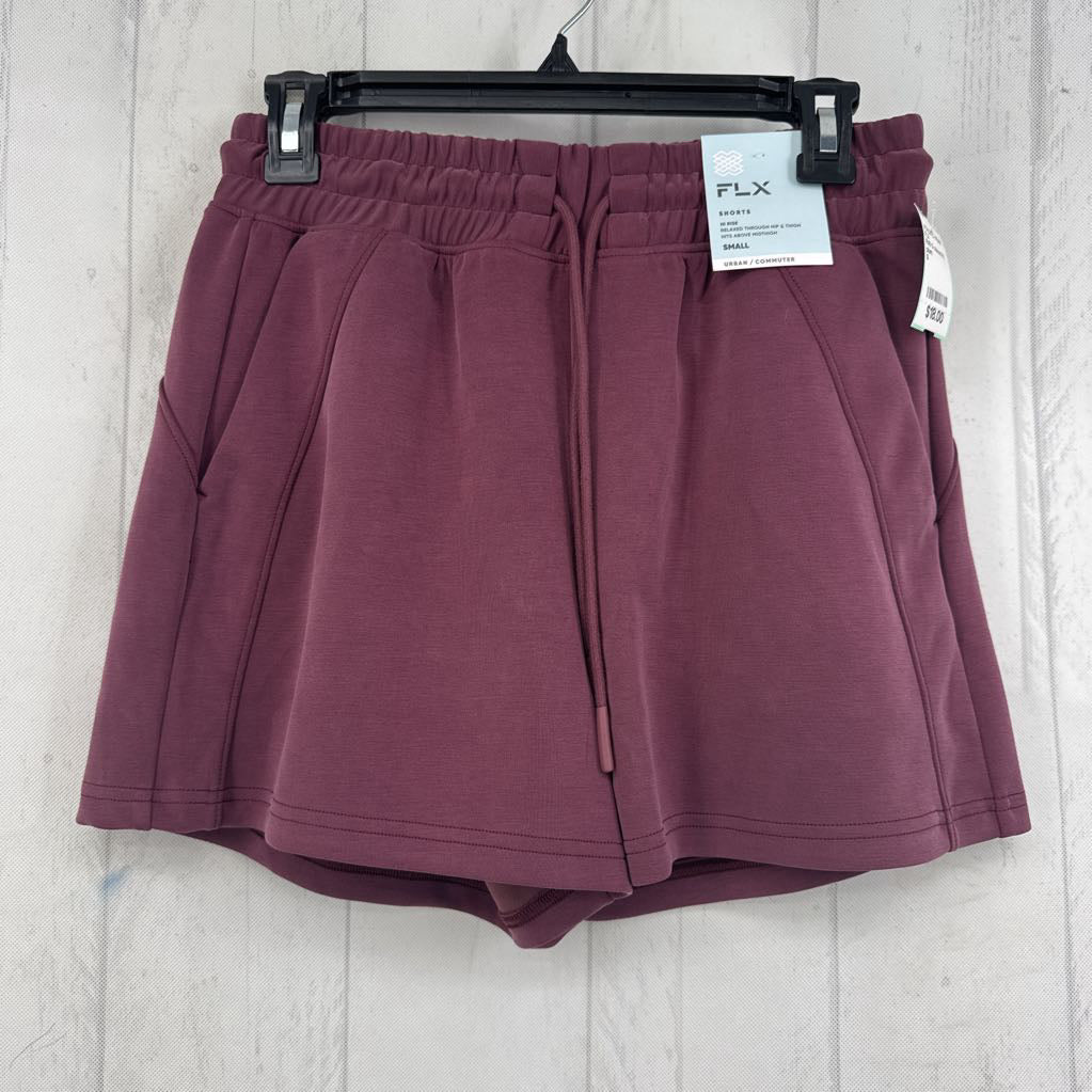 R40 S relaxed fit shorts