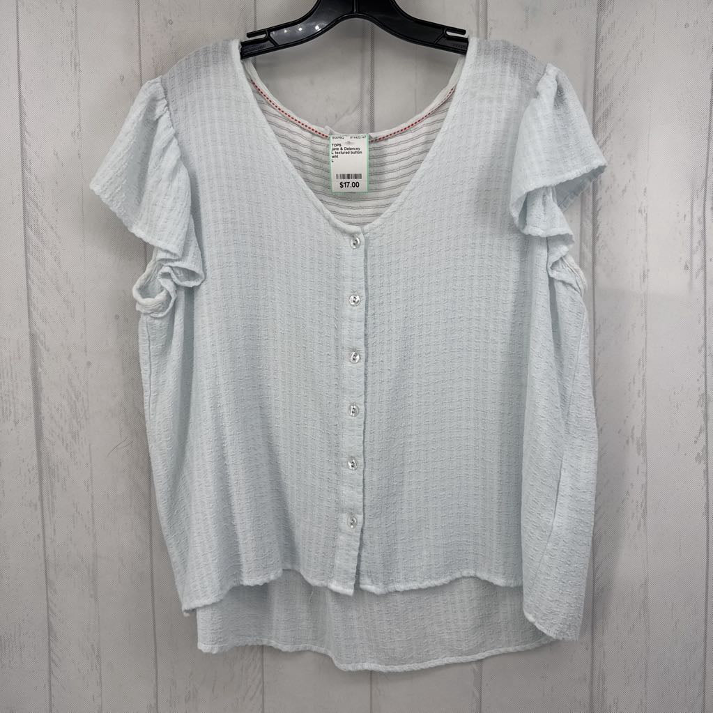 L textured button down flutter slv top