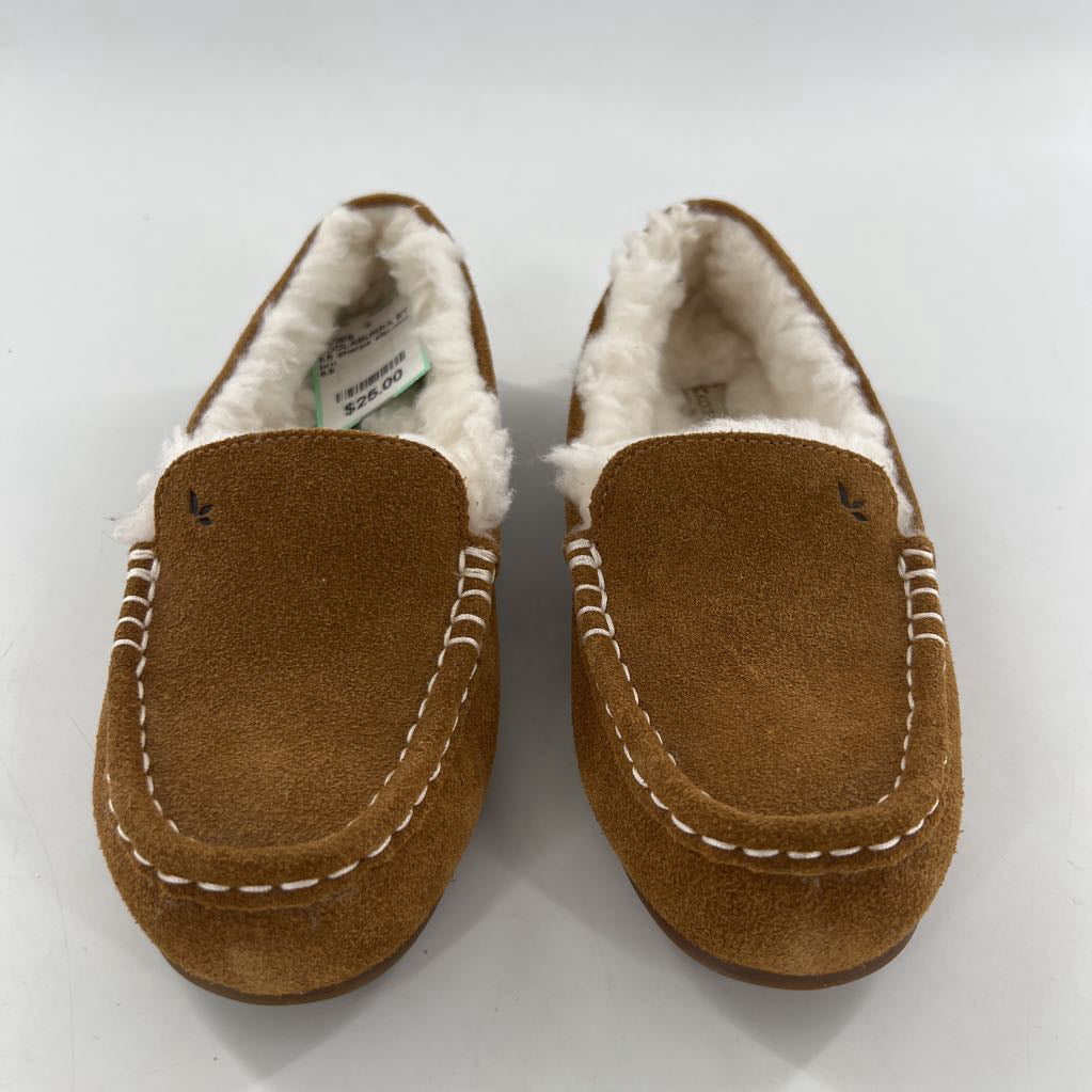 6.5 sherpa slip-ons