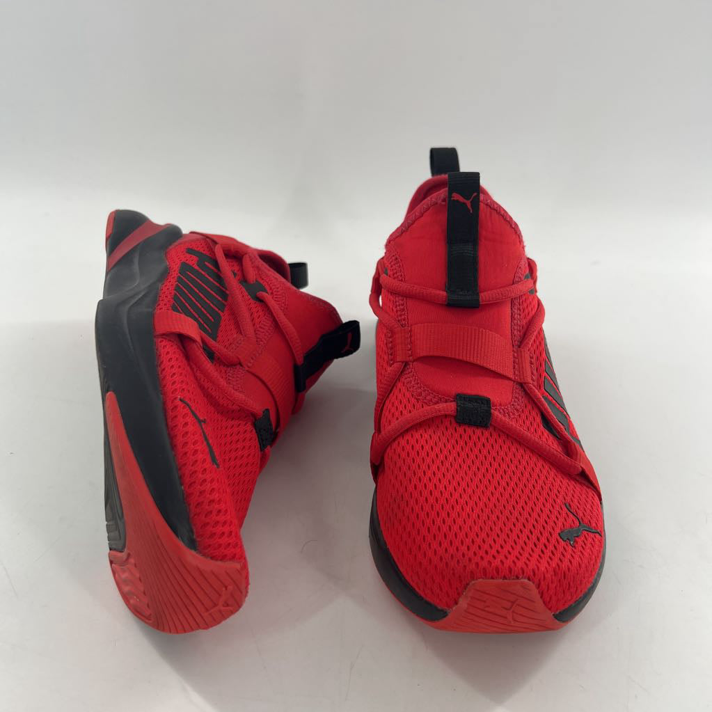 8.5 slip-on sneaker