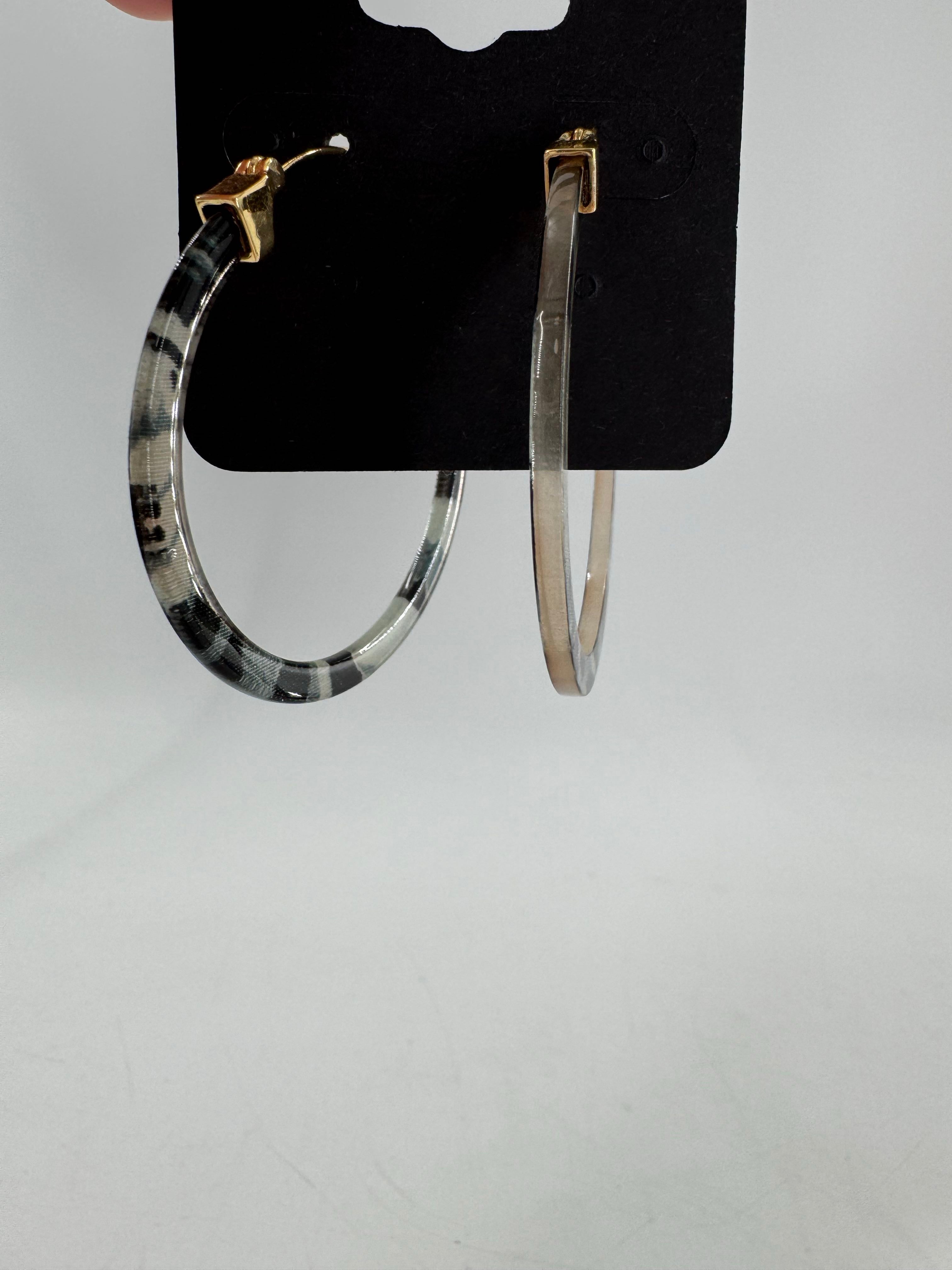 tortoise hoop earrings