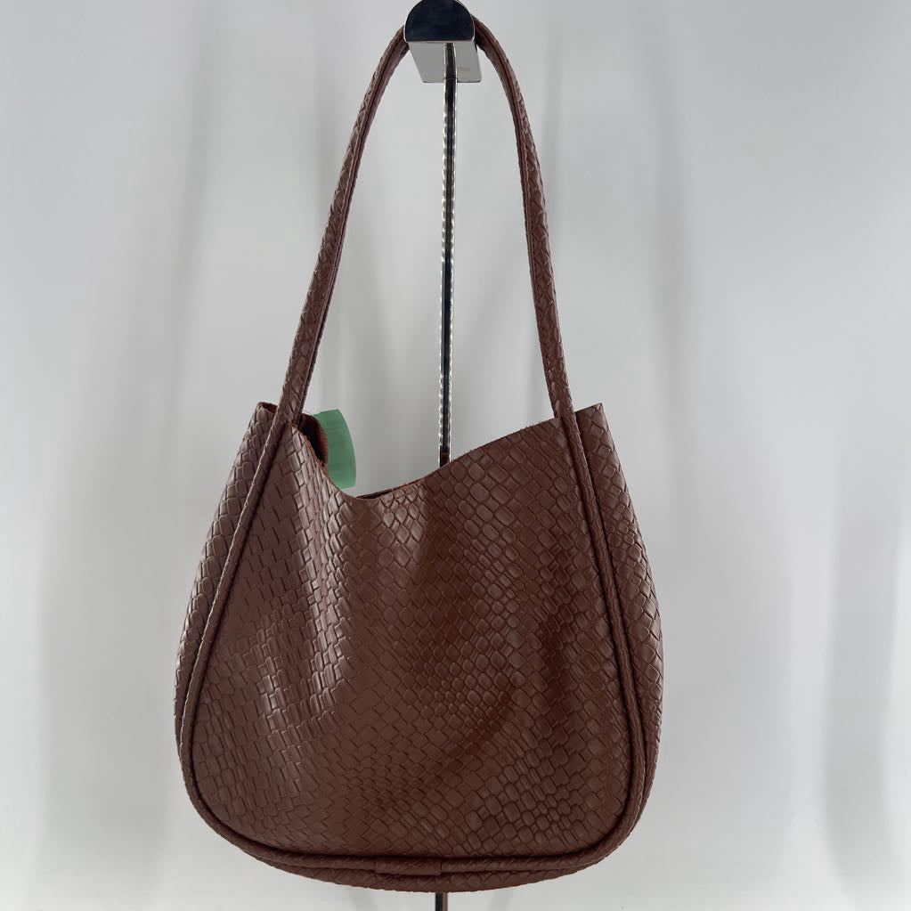 woven open shoulder bag w/ pouch