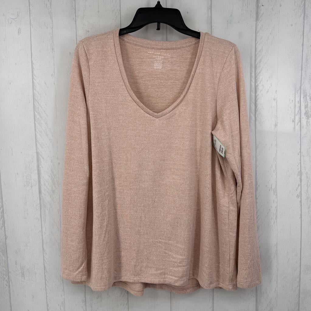 XL v-neck plush long slv top