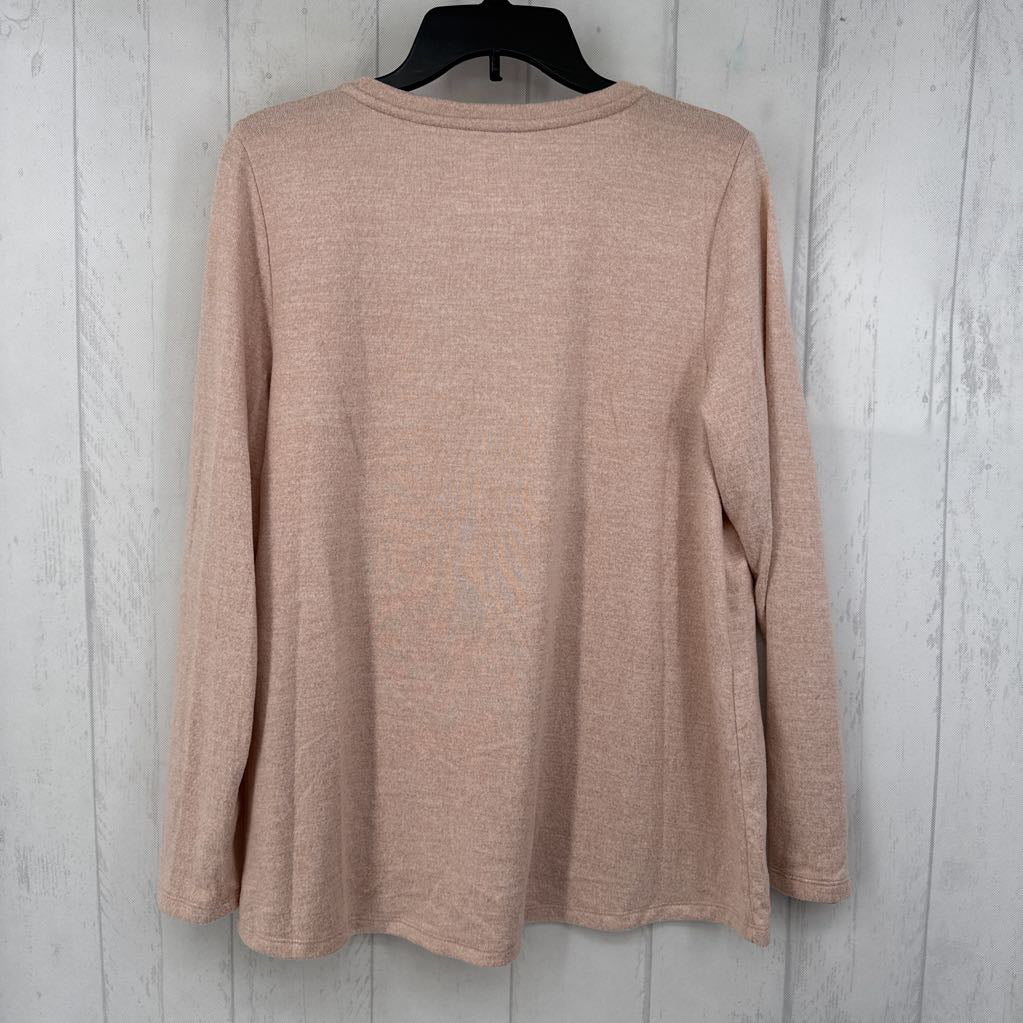 XL v-neck plush long slv top