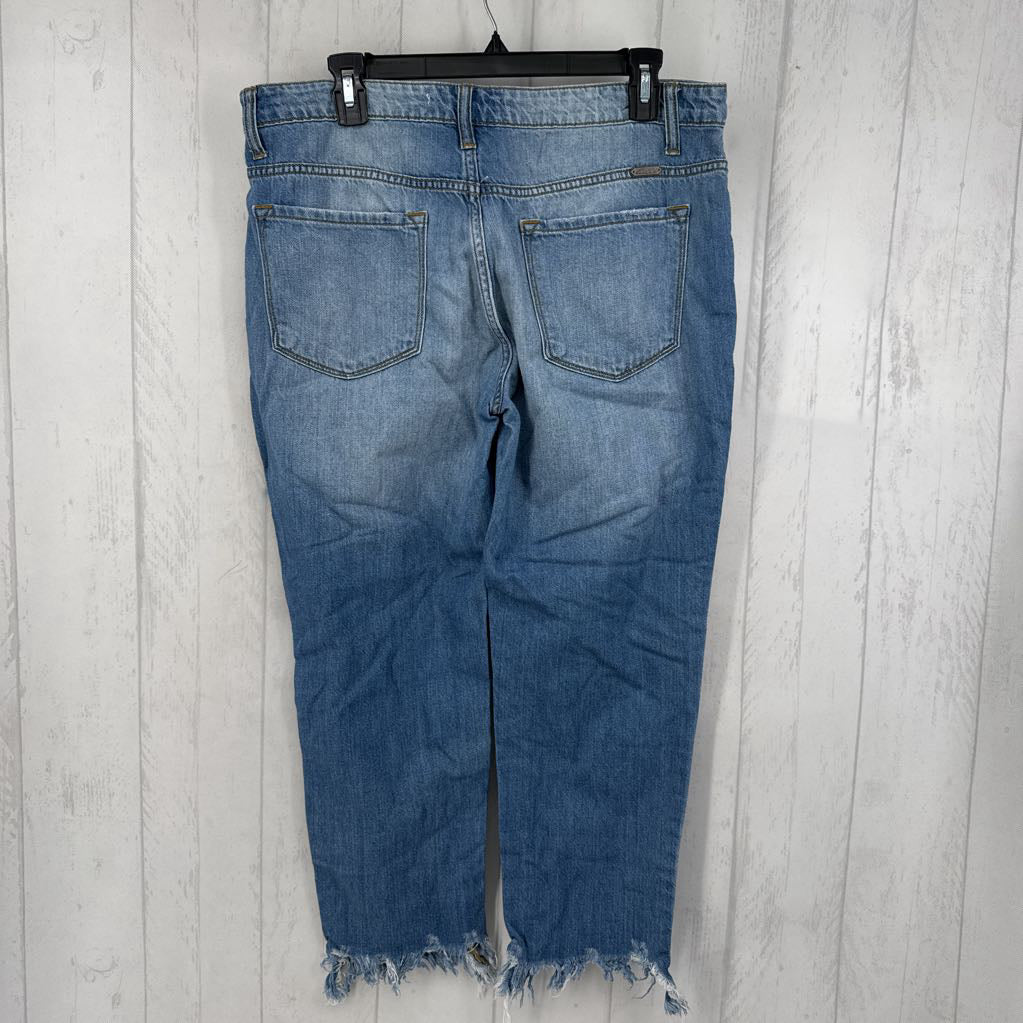 13 frayed hem jean