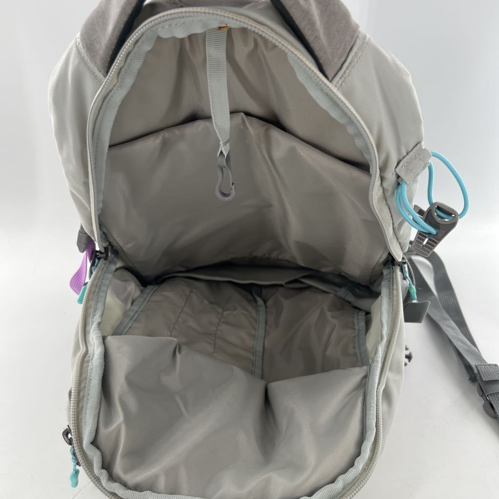 R80 nylon backpack
