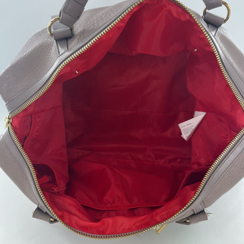 veagan leather weekender/boarding bag