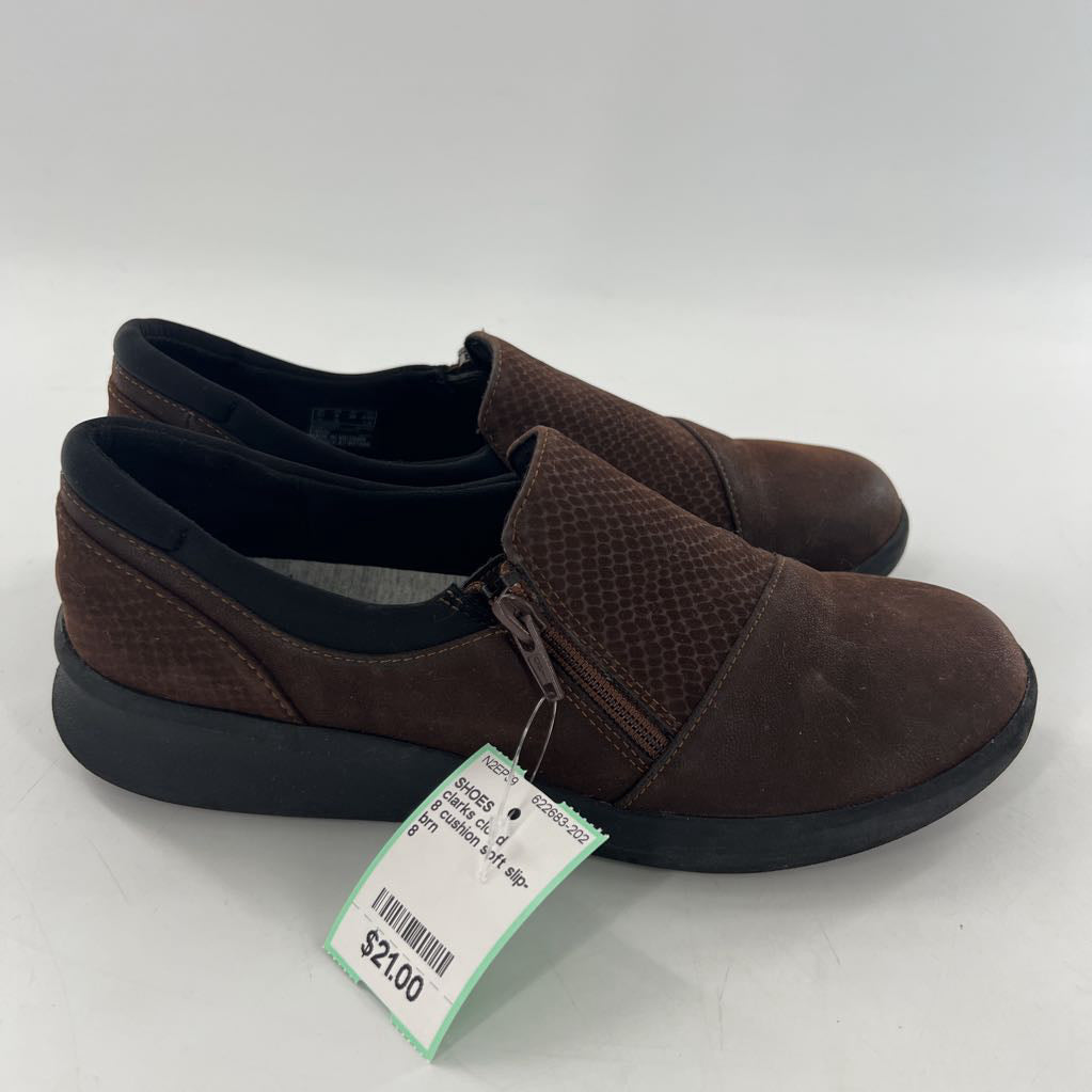 8 cushion soft slip-on