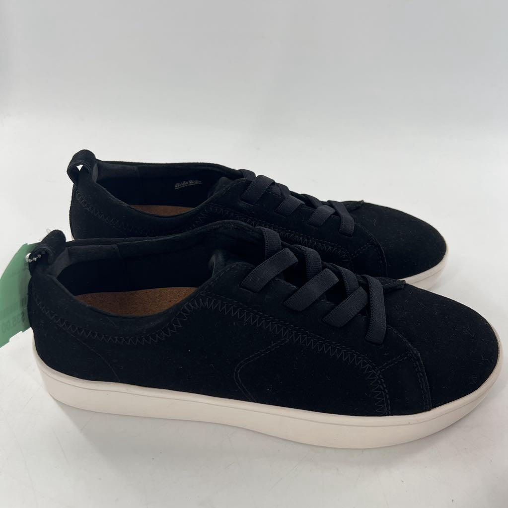 9.5 slip-on suede sneaker