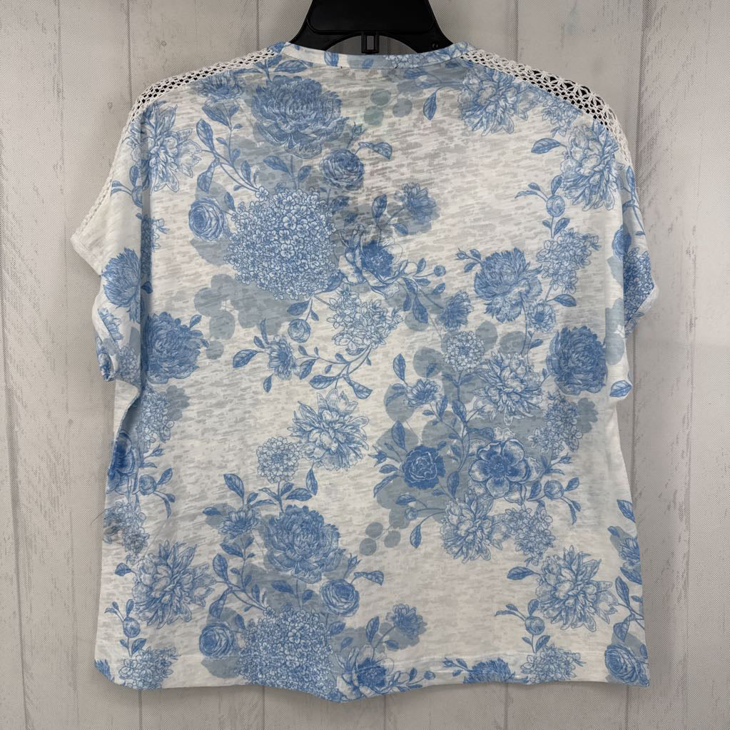 M flo embelished v-neck s/s top