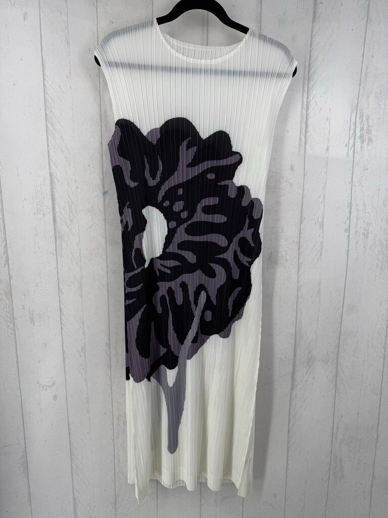 XL slvls flower print accordion pleated dress