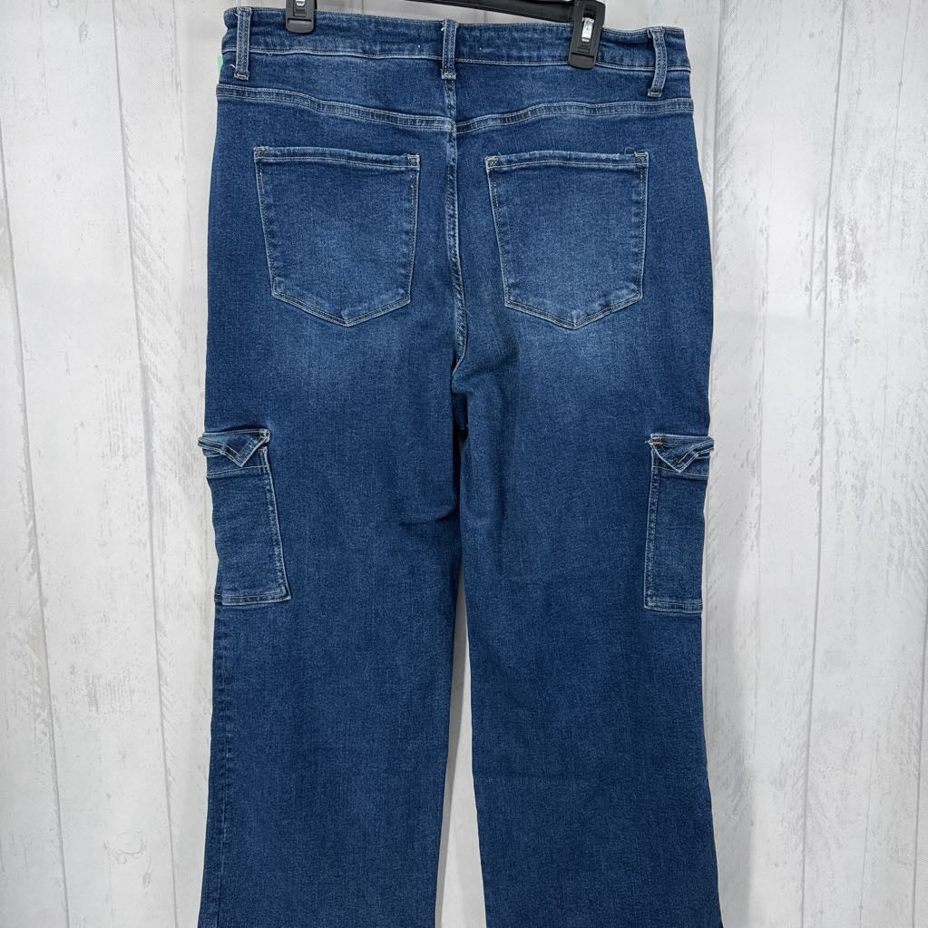 18w cargo pocket wide leg jean