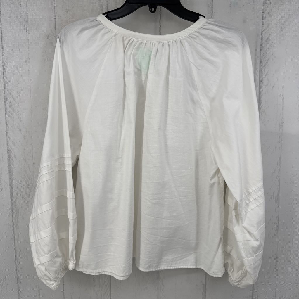 M button down l/s top