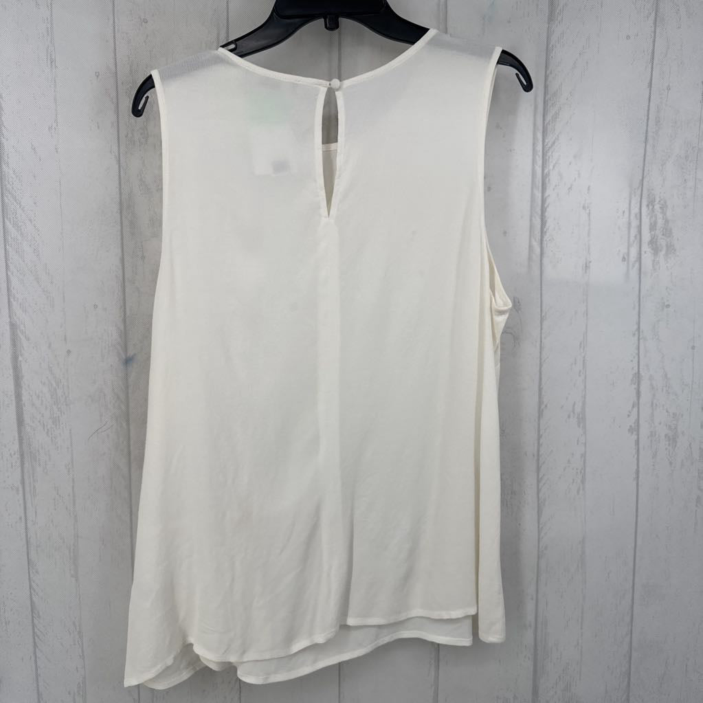 M twist tank