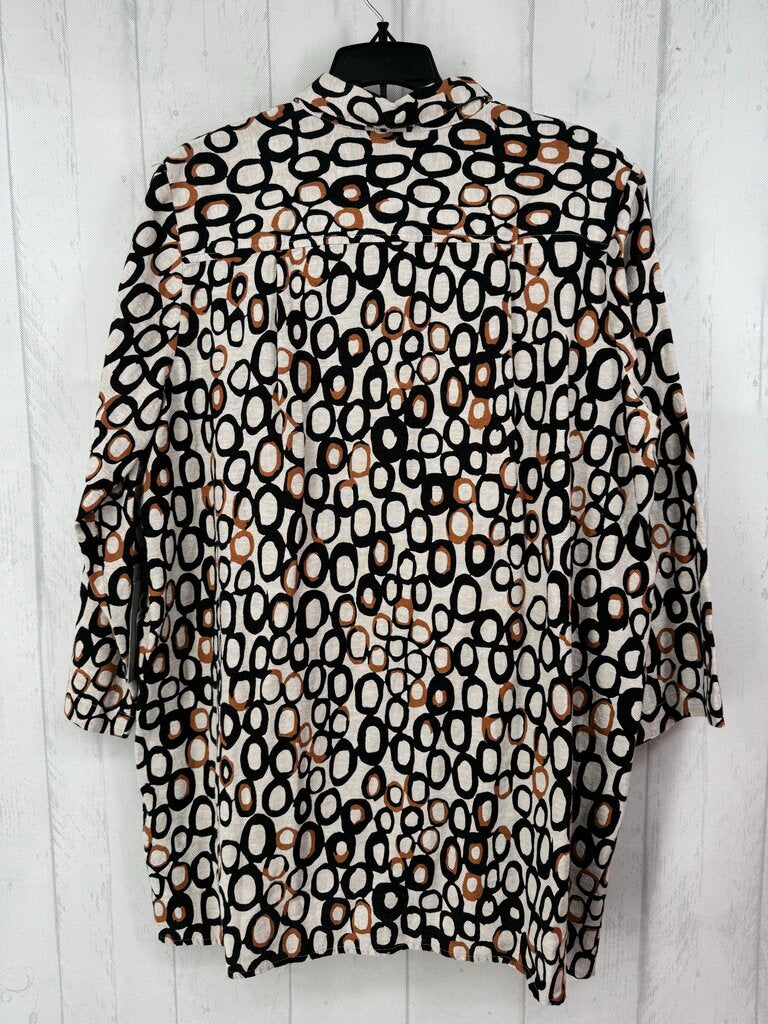 M/L 2pc printed button down top & pull-on pants