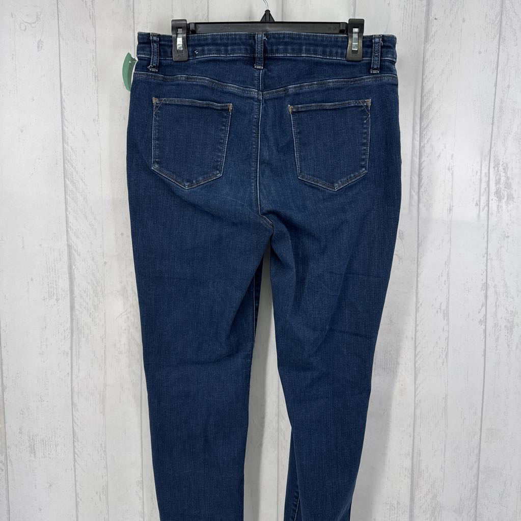 S/M slim leg jean