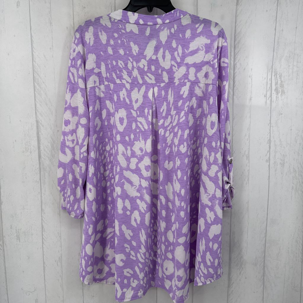 XXXL animal print split neck 3/4 slv top