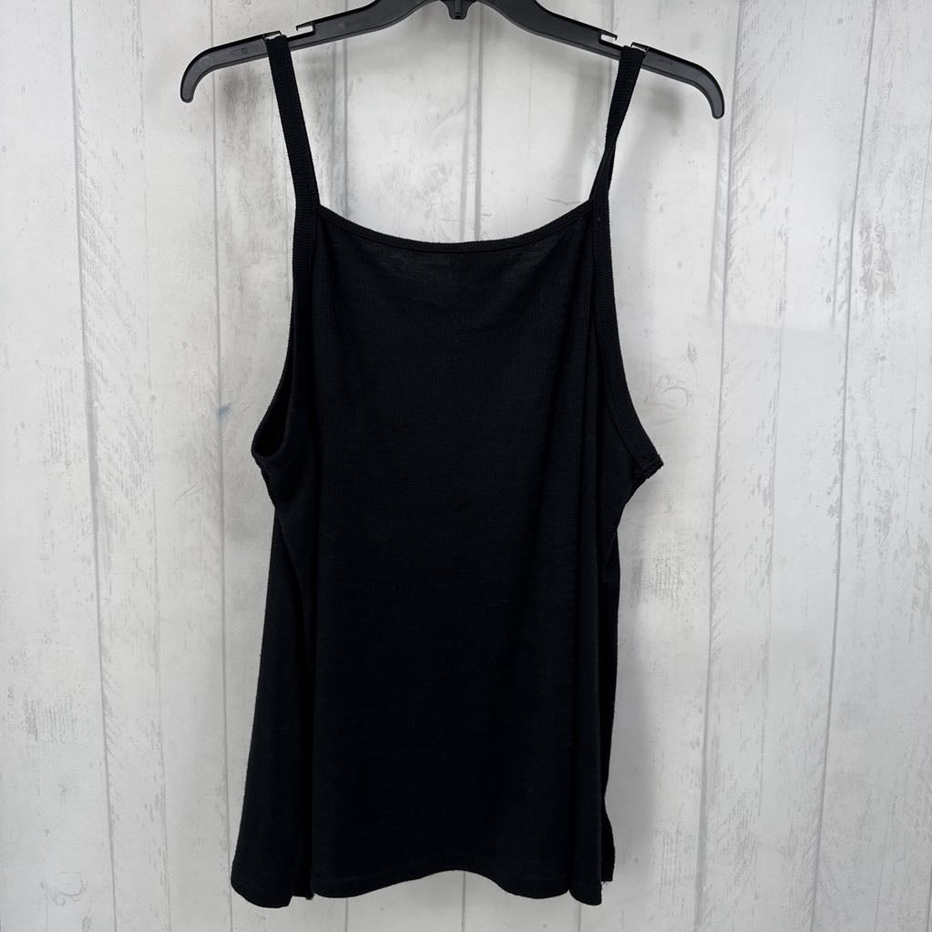 2xl button detail tank